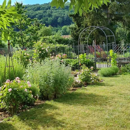 Im Goldenen Winkel Holiday home Muedesheim